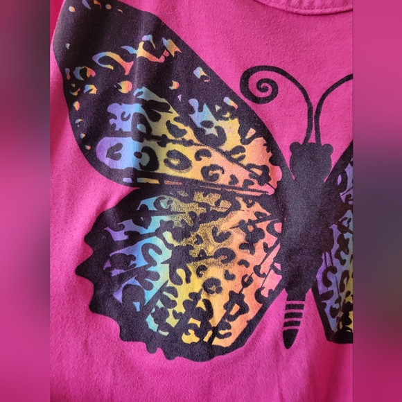 Almost Famous Pink and Black Leopard Print Accent Butterfly Tee 10-12 - Picture 3 of 6